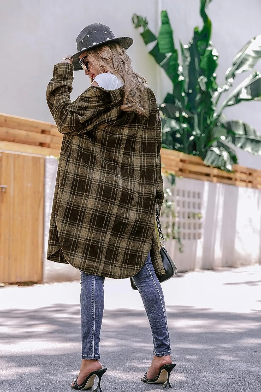 Amegoya Women's Casual Plaid Lapel Shacket Jacket Wool Blend Button Up Shirt Loose Oversize Coat