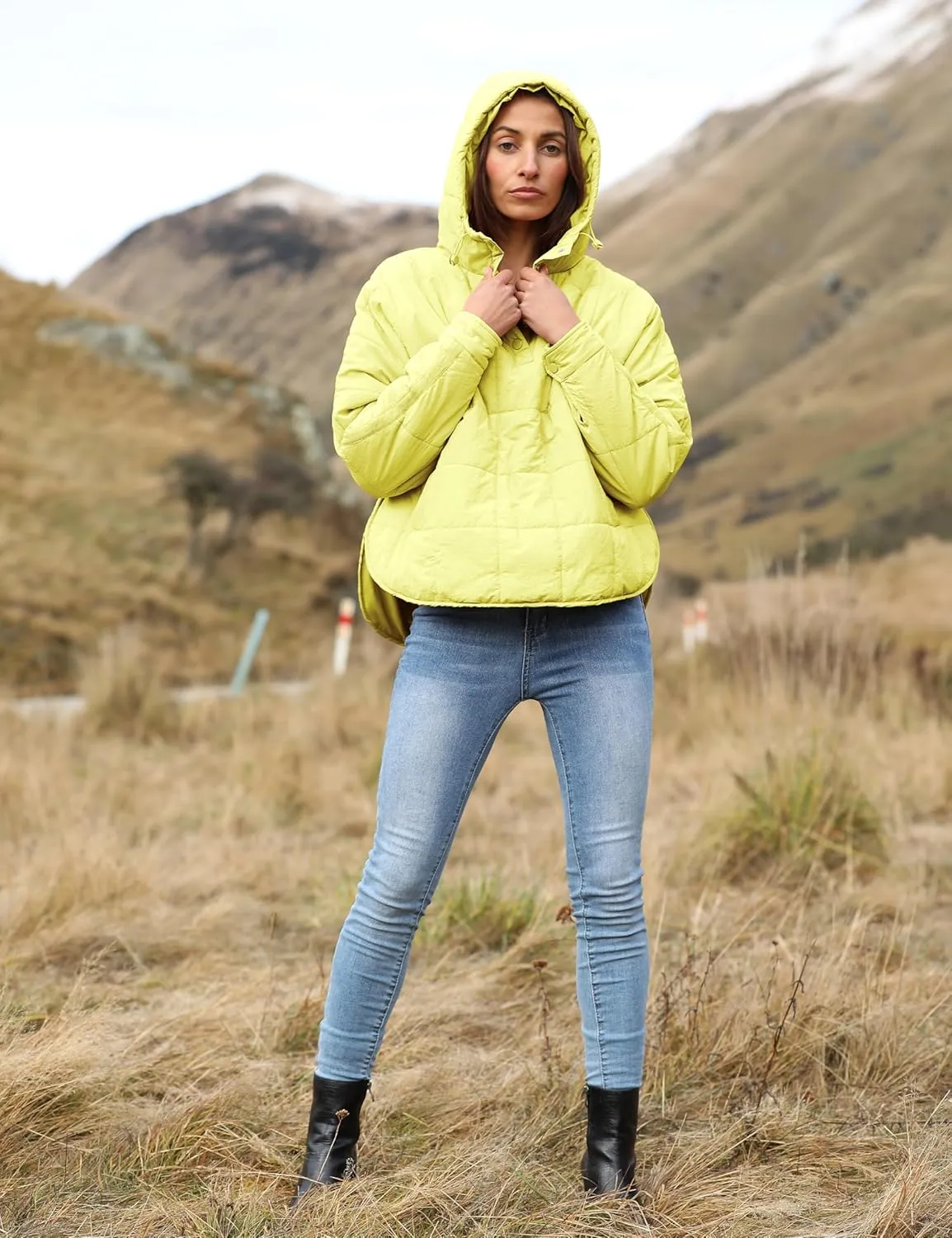 Bianstore Women's Oversized Puffer Jacket Lightweight Pullover Hoodies Winter Padded Coat Tops