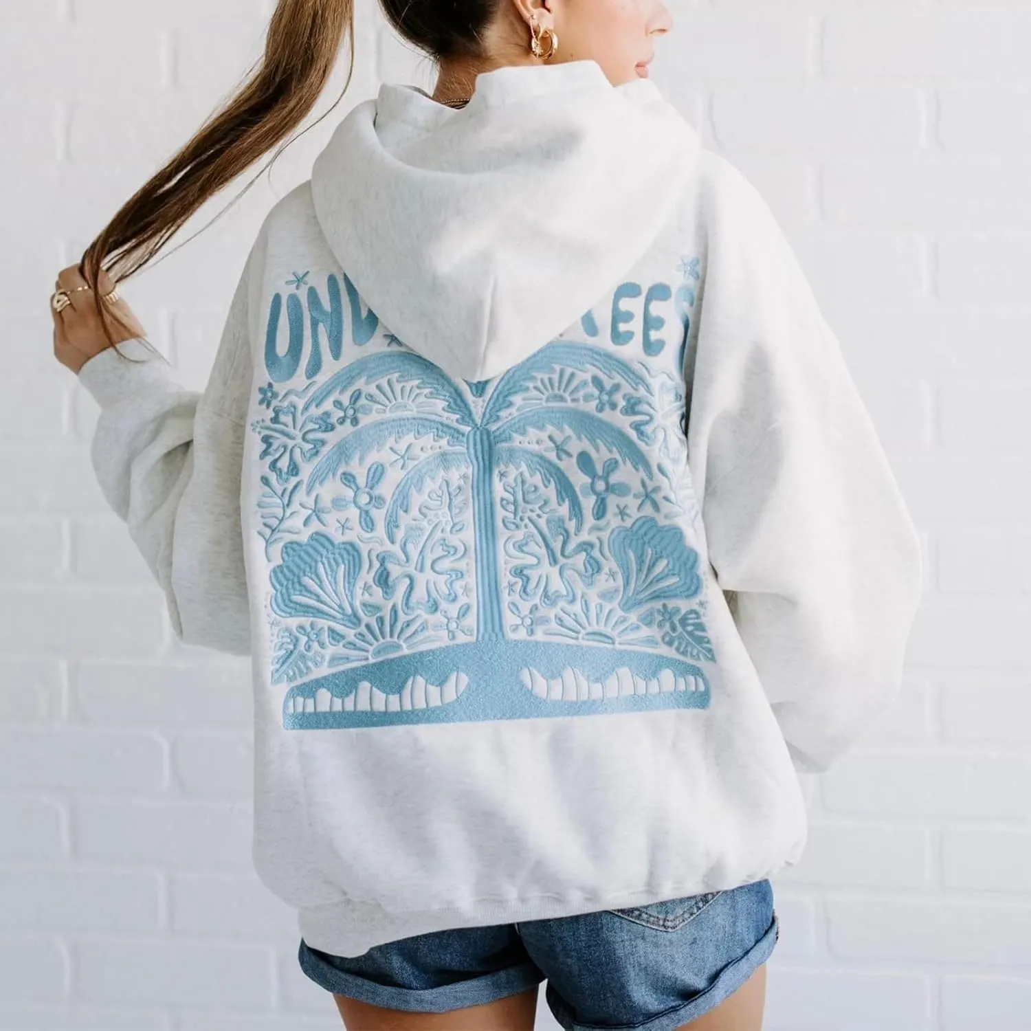 Graphic Hoodies for Women Cute Long Sleeve Preppy Sweatshirts Fall Oversized Pullover Hooded Tops With Pockets