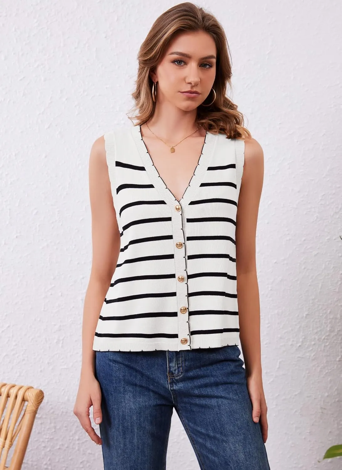 HVT Vest Tops for Women V Neck Striped Sweater Vests 2025 Summer Vacation Button Up Outfits Spring Tops