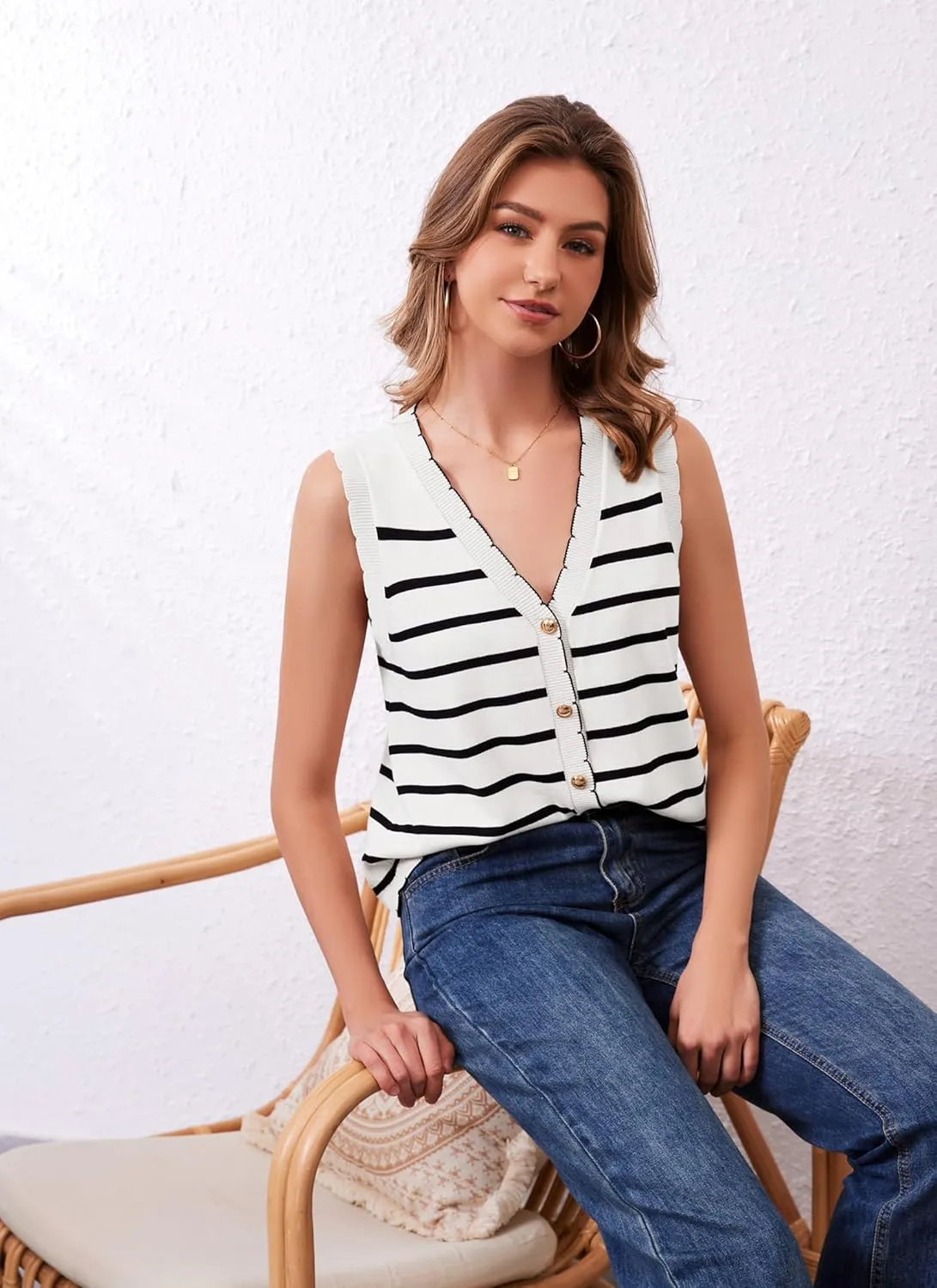 HVT Vest Tops for Women V Neck Striped Sweater Vests 2025 Summer Vacation Button Up Outfits Spring Tops