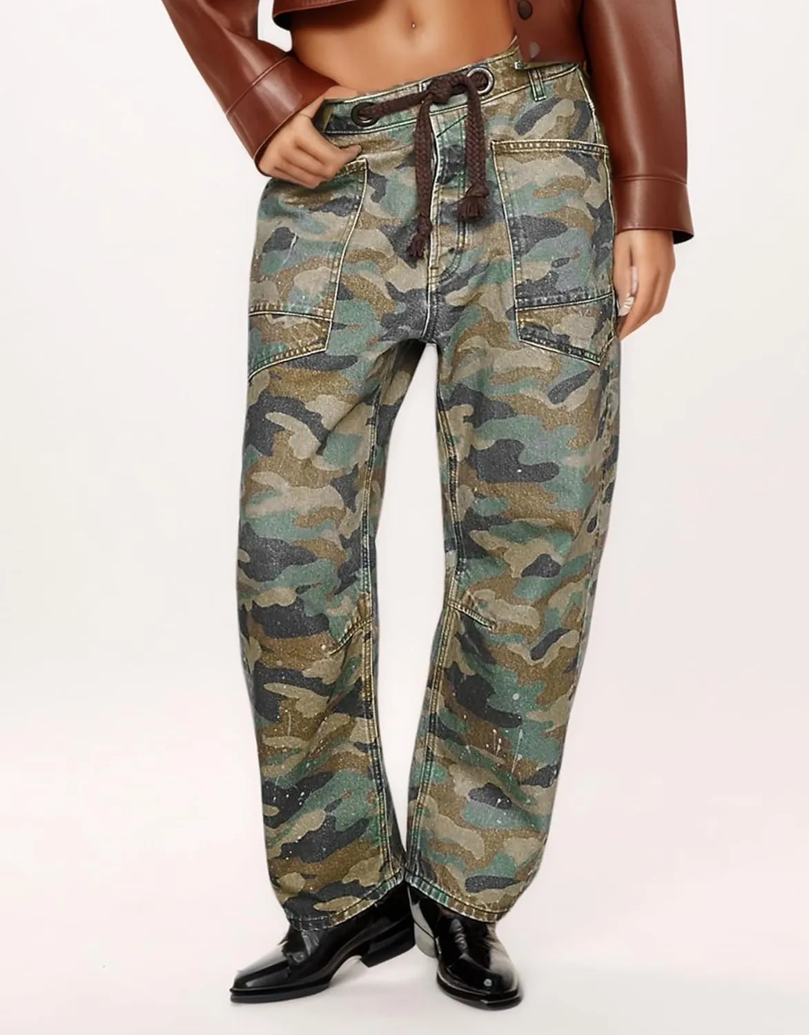 Kedera Barrel Jeans for Women Mid Rise Camo Pants Wide Leg Graphic Trousers Baggy Boyfriend Denim Pants with Pockets