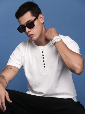 Men White Solid Round Neck Cotton Slim Fit T-Shirt