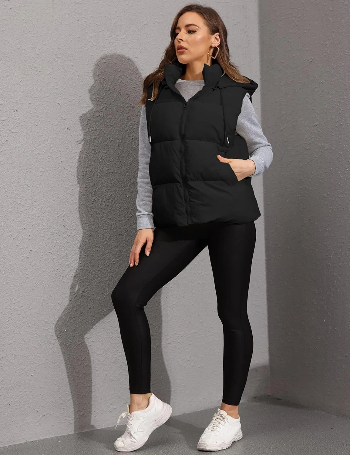 Tanming Black Puffer Vest Women Zip Up Lightweight Sleeveless Winter Outerwear Vests with Hood
