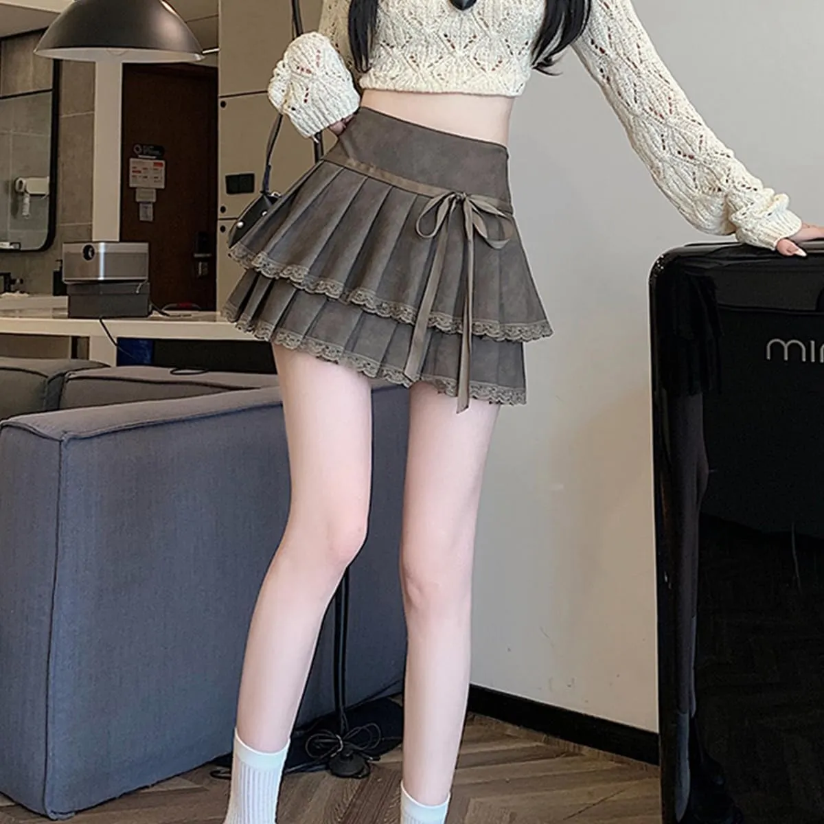 Vintage Women's High Waisted Pleated Skirts Y2K Cute Lace Patchwork Drawstring Double Layer Mini Skirt