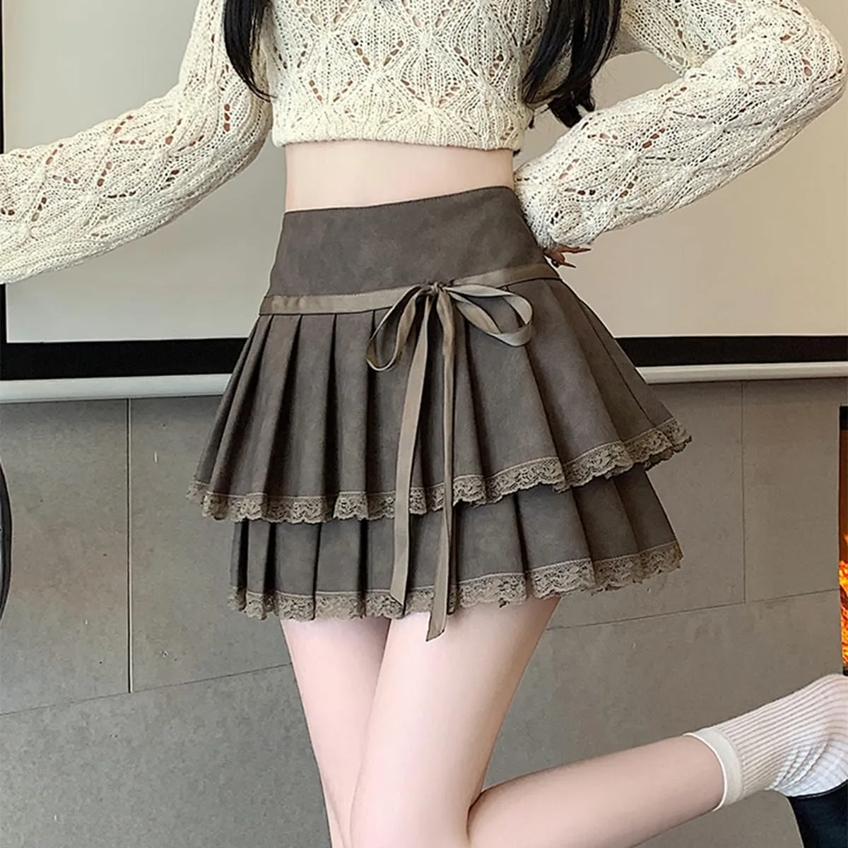 Vintage Women's High Waisted Pleated Skirts Y2K Cute Lace Patchwork Drawstring Double Layer Mini Skirt