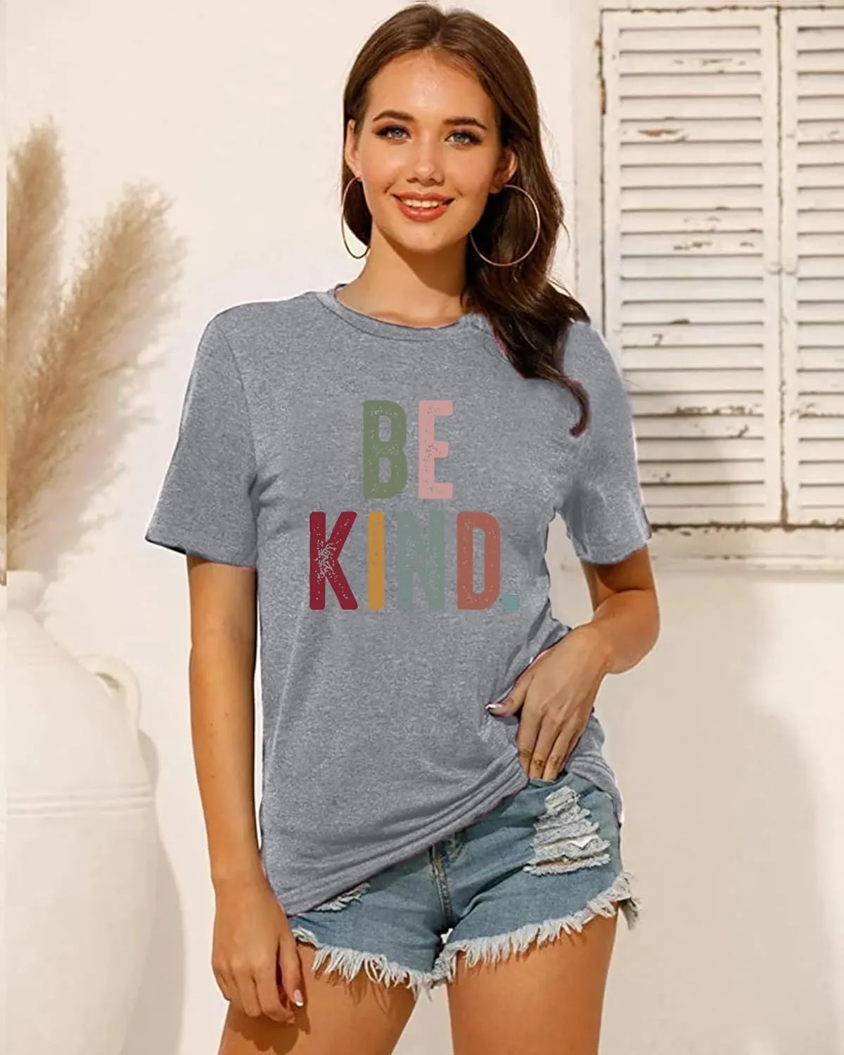 Women's Be Kind Shirt Graphic Tees Short Sleev Loose Fit Tshirts Cute Casual Summer Tops Teacher Shirts Beige L